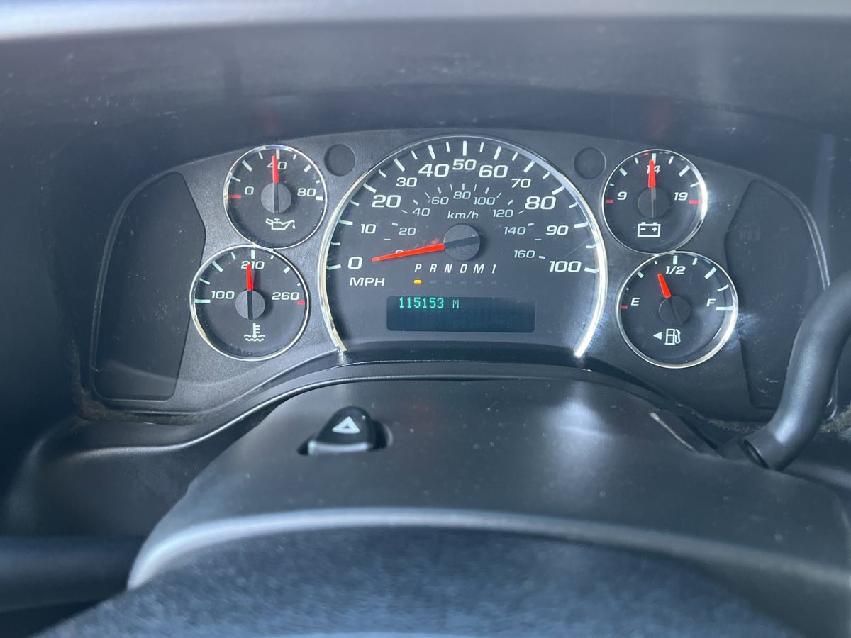 Used 2015 Chevrolet Express 3500 image 13