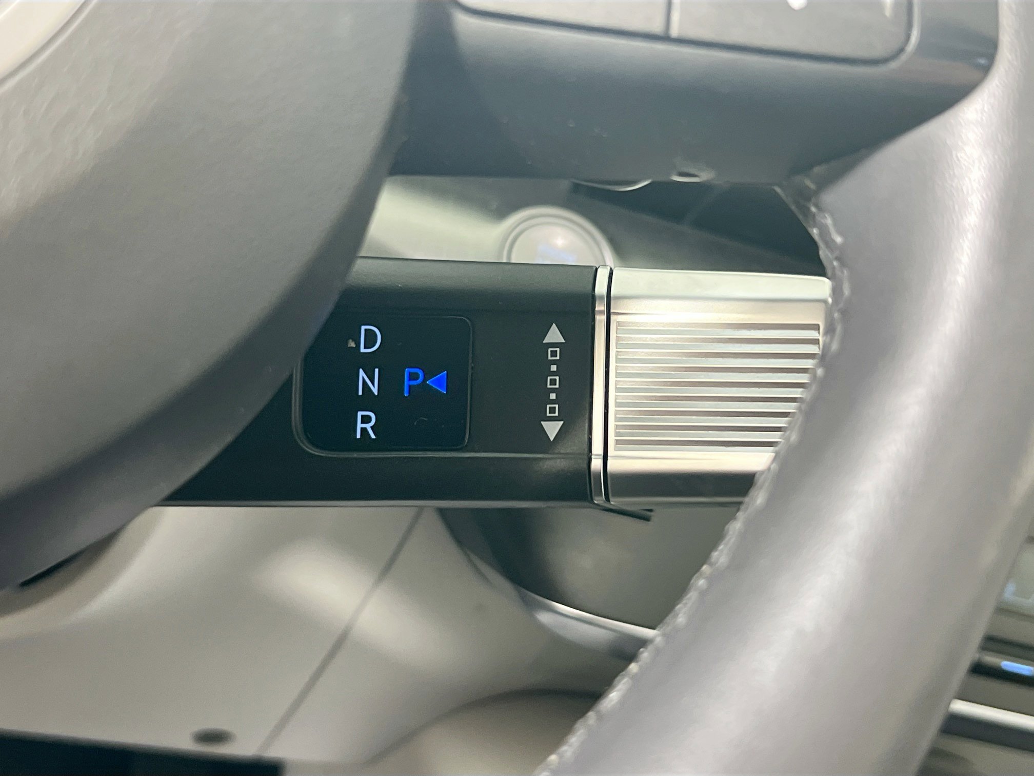 Used 2024 Hyundai Kona Limited image 17
