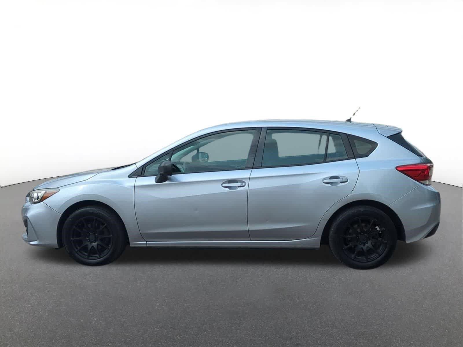 Used 2017 Subaru Impreza 2.0i AWD/4WD image 3