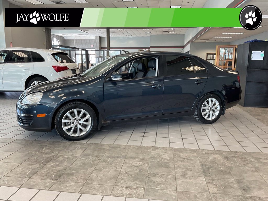 Used 2010 Volkswagen Jetta Limited Edition FWD image 3