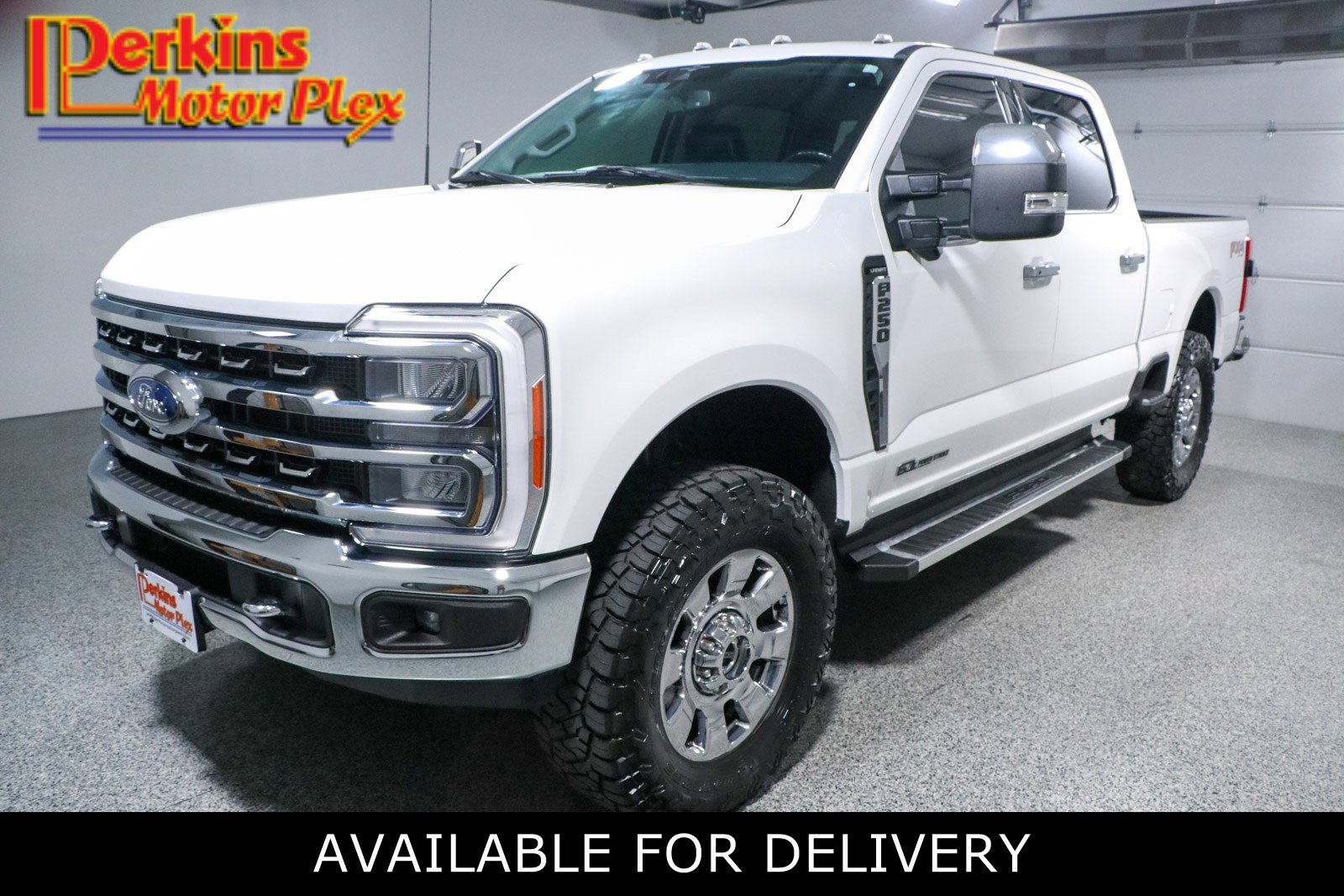 Used 2023 Ford F250 Lariat w/ Tow Technology Package image 1