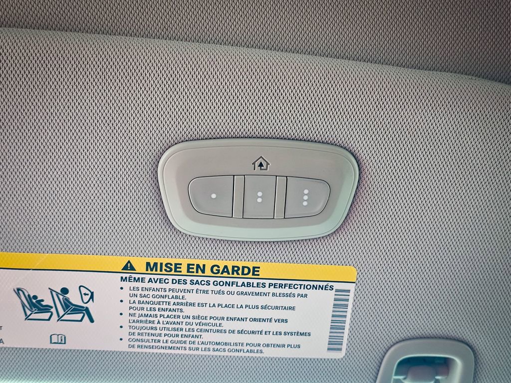 Used 2018 Chrysler Pacifica Touring Plus image 29