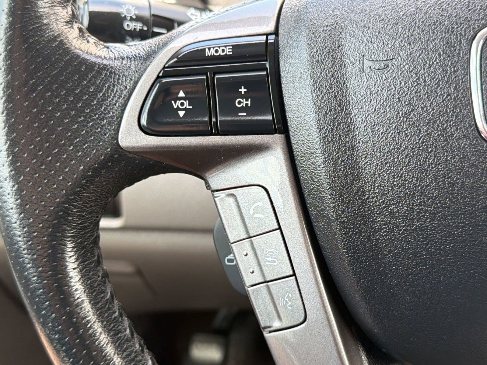 Used 2015 Honda Odyssey EX-L image 17