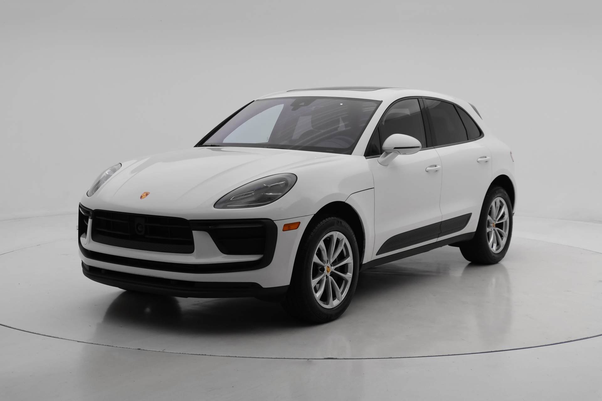 Certified 2024 Porsche Macan