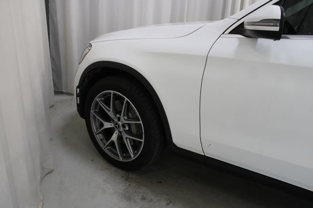Used 2020 Mercedes-Benz GLC 300 4MATIC image 34