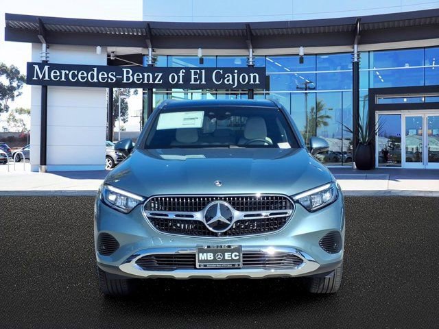 New 2026 Mercedes-Benz GLC 300 4MATIC image 2