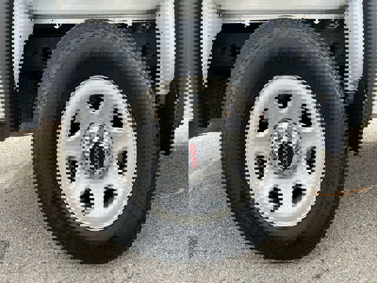 Used 2017 GMC Sierra 1500 2WD Regular Cab image 12