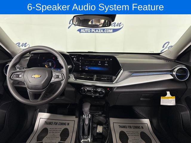 New 2026 Chevrolet Trax LT w/ LPO, Blackout Package image 9