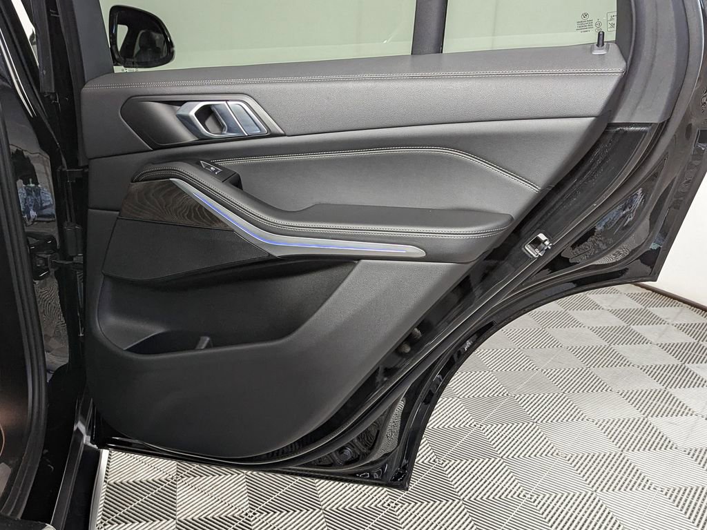 Certified 2023 BMW X5 xDrive40i w/ Premium Package image 43