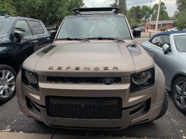 Certified 2025 Land Rover Defender 110 AWD/4WD image 5