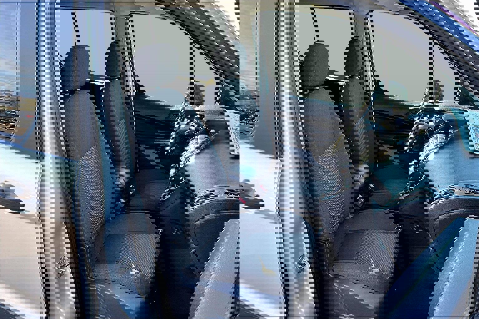 Used 2018 Ford Transit Connect XL image 7