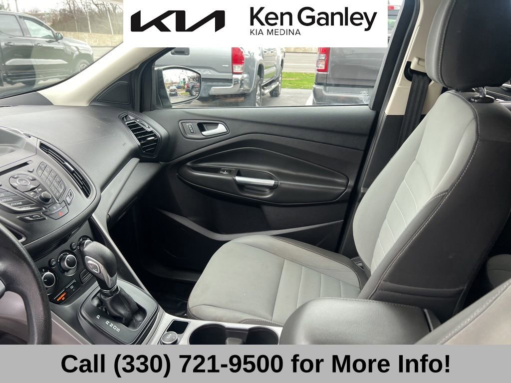 Used 2016 Ford Escape SE image 39
