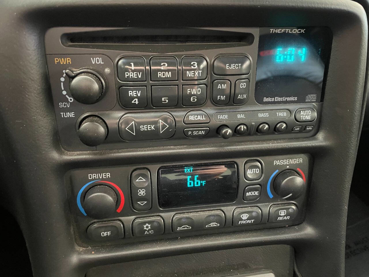 Used 2004 Chevrolet Corvette Z06 w/ Memory Package image 22