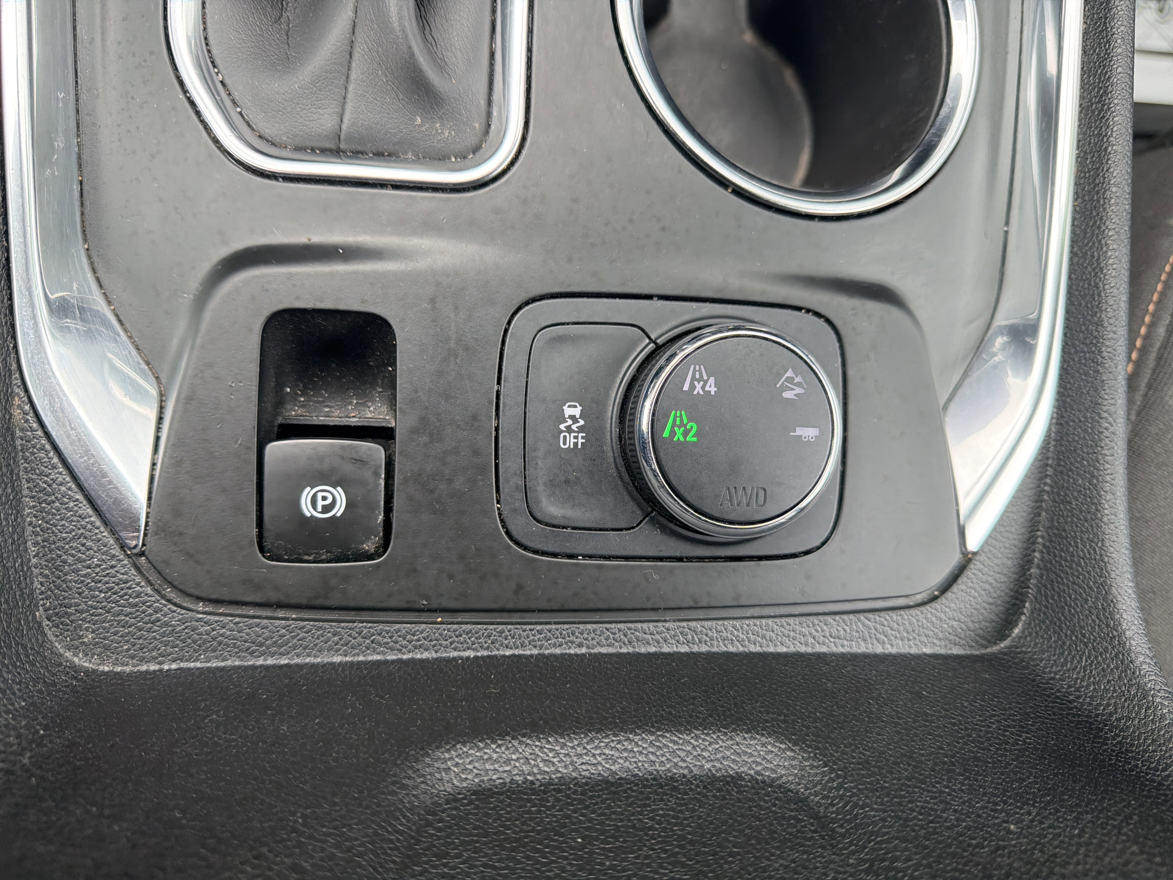 Used 2021 Chevrolet Traverse LT w/ LPO, Floor Liner Package AWD/4WD image 26
