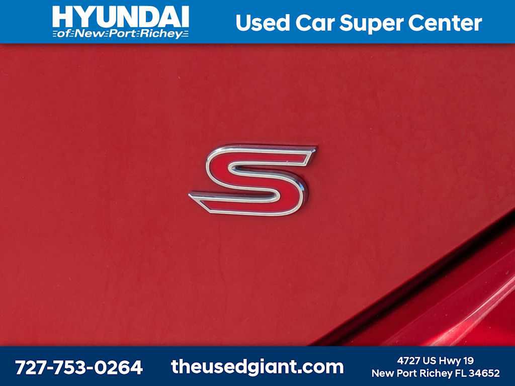 Used 2016 Toyota Corolla S image 12