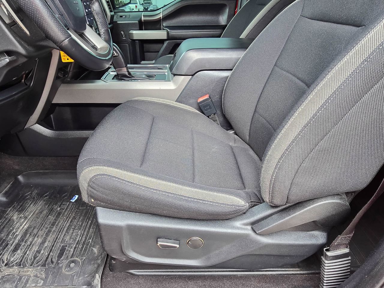 Used 2020 Ford F150 Raptor AWD/4WD image 11