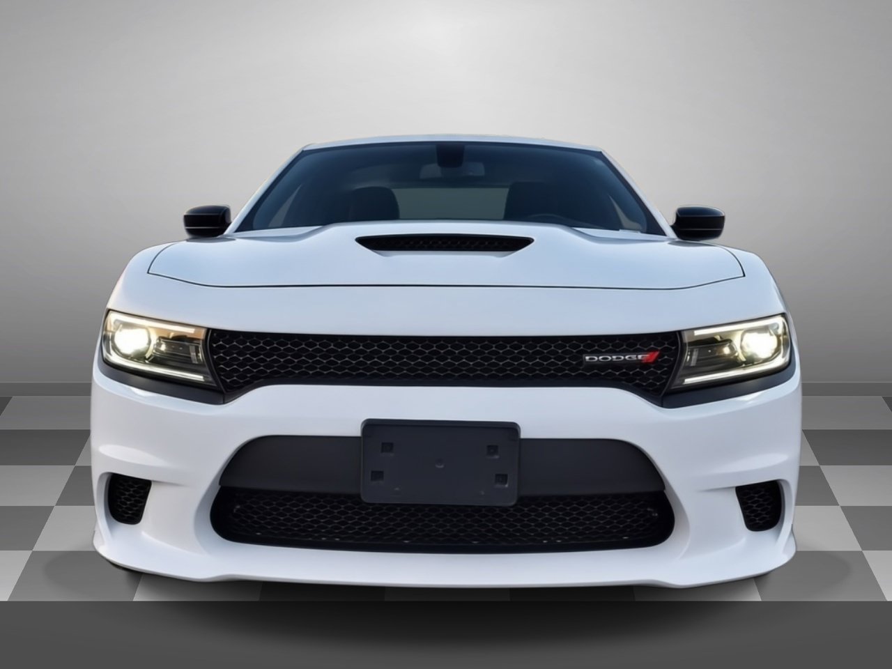 Used 2023 Dodge Charger R/T w/ Blacktop Package RWD image 2