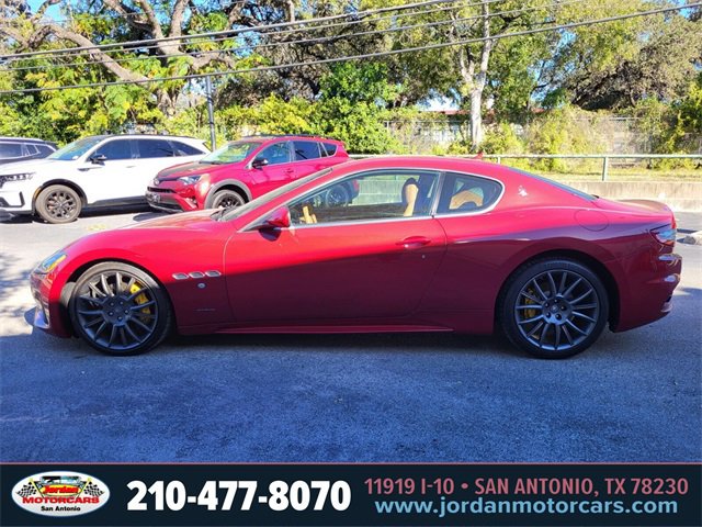 Used 2018 Maserati GranTurismo Sport image 2