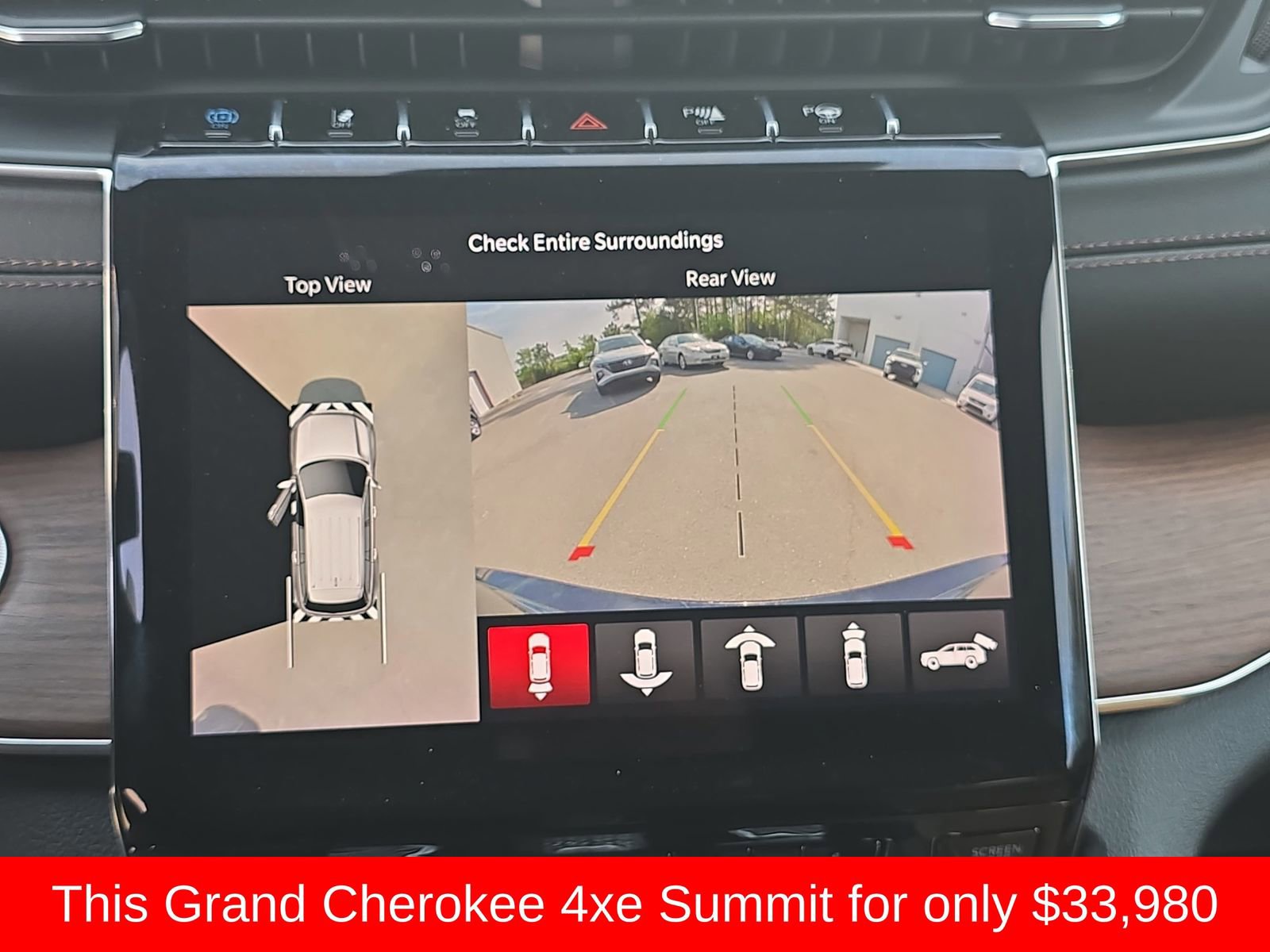 Used 2022 Jeep Grand Cherokee Summit w/ Advanced Protech Group IV AWD/4WD image 30