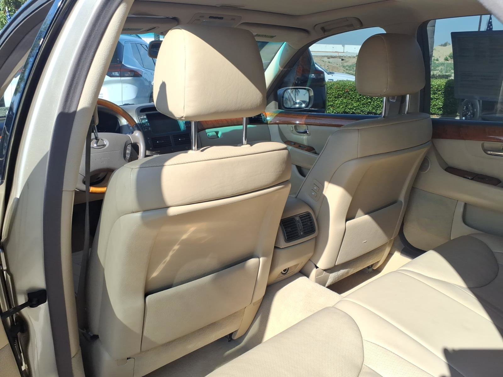 Used 2006 Lexus LS 430 image 9