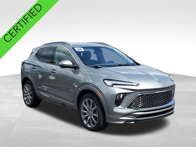 Certified 2024 Buick Encore GX Avenir w/ Avenir Technology Package AWD/4WD image 3