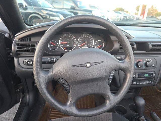 Used 2004 Chrysler Sebring LX FWD image 15