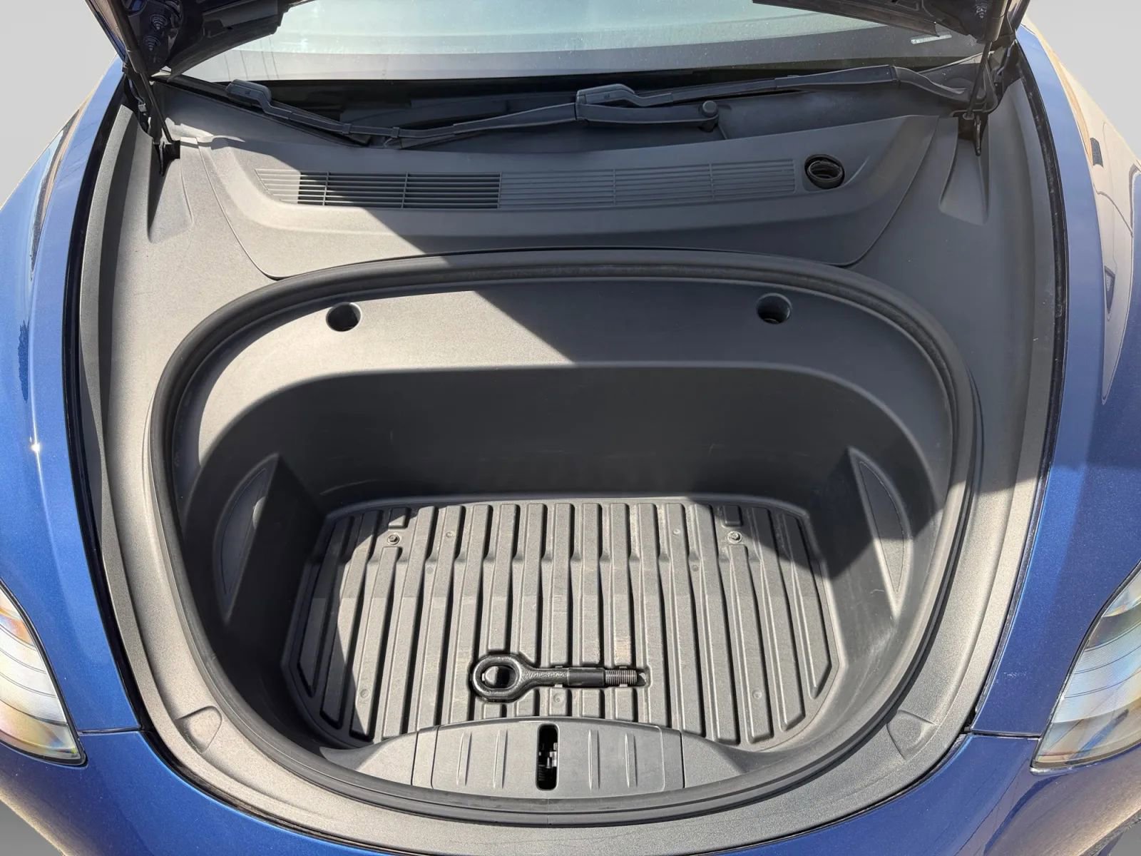 Used 2021 Tesla Model 3 Long Range AWD/4WD image 38