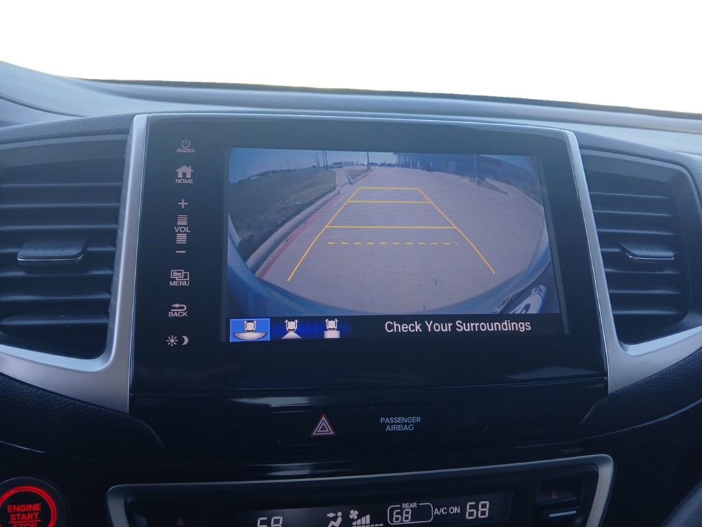 Used 2017 Honda Pilot Touring image 30