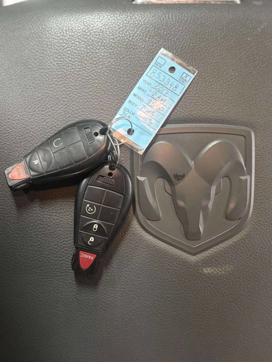 Used 2017 RAM 1500 Big Horn AWD/4WD image 36