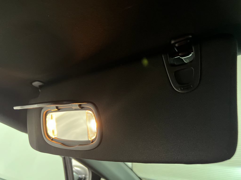 Used 2025 Chrysler Pacifica Select FWD image 80