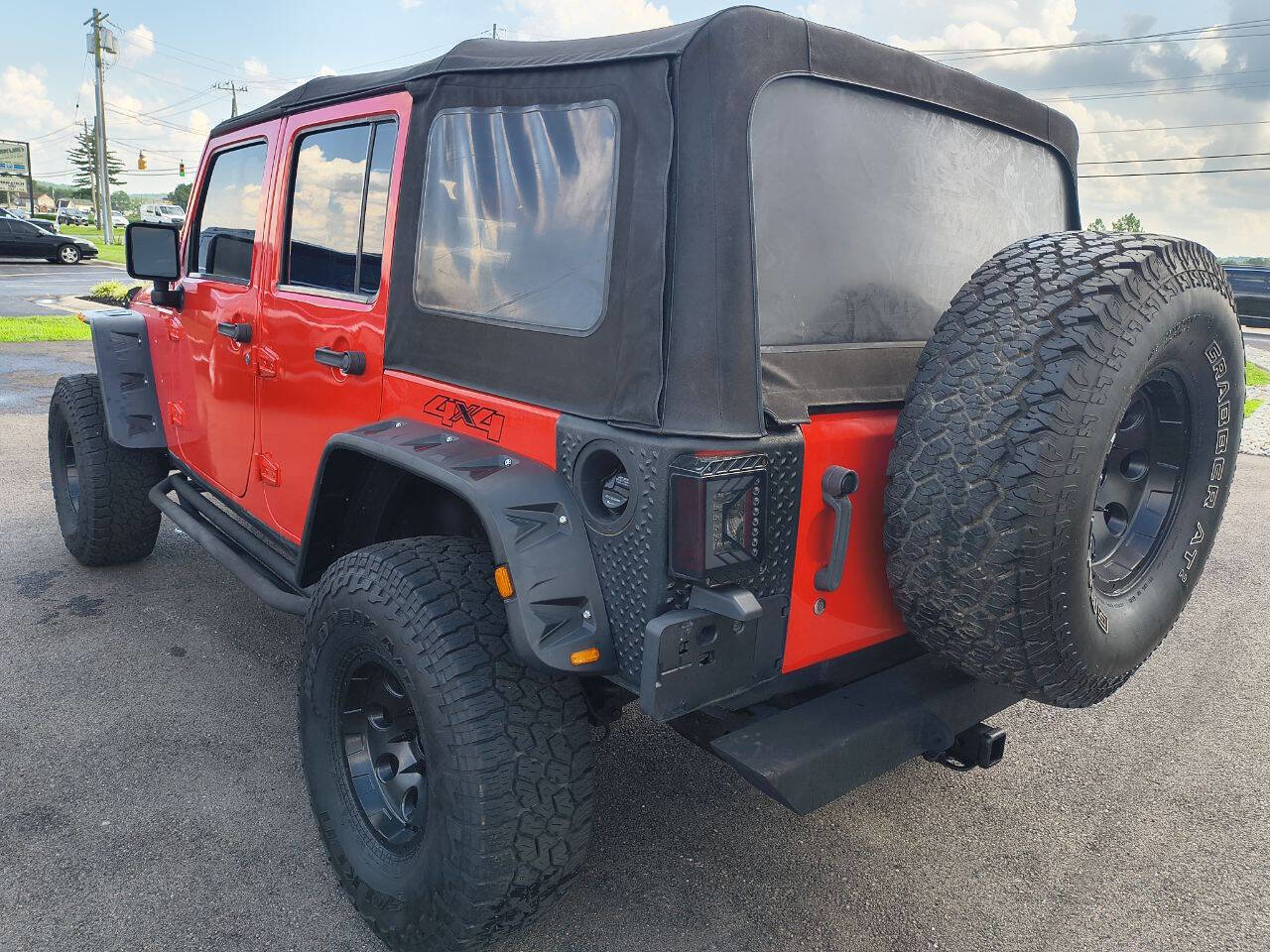 Used 2015 Jeep Wrangler Unlimited Sport image 7