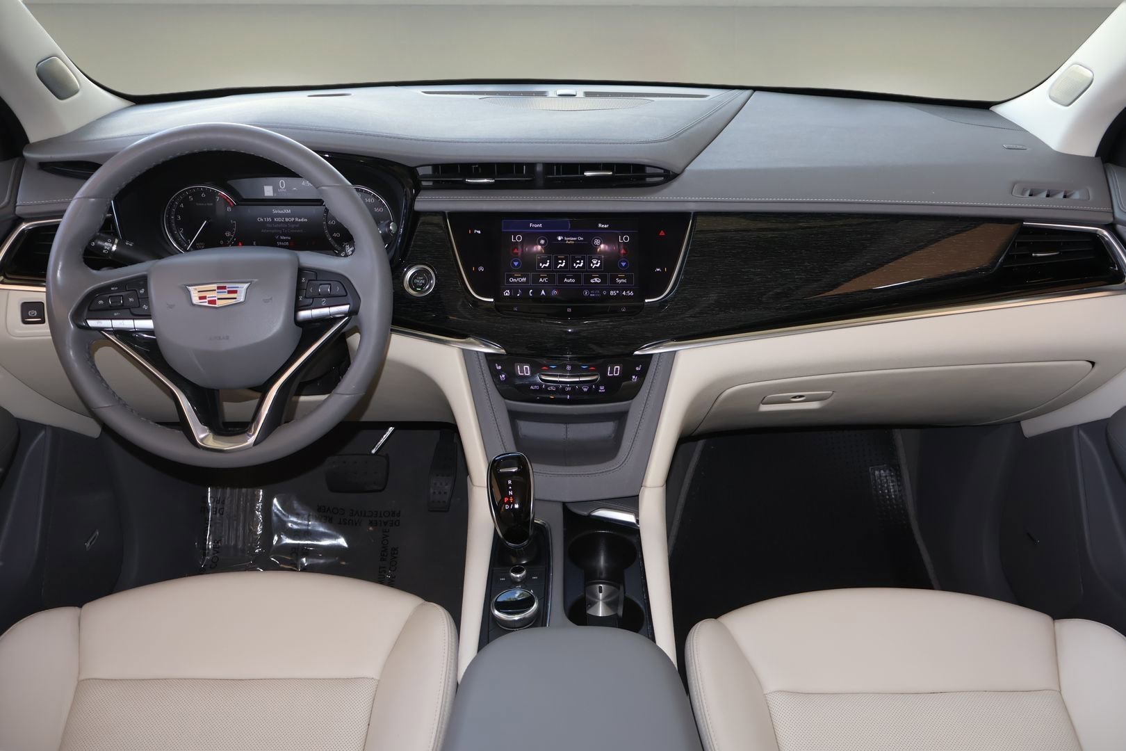 Used 2021 Cadillac XT6 Premium Luxury FWD image 14