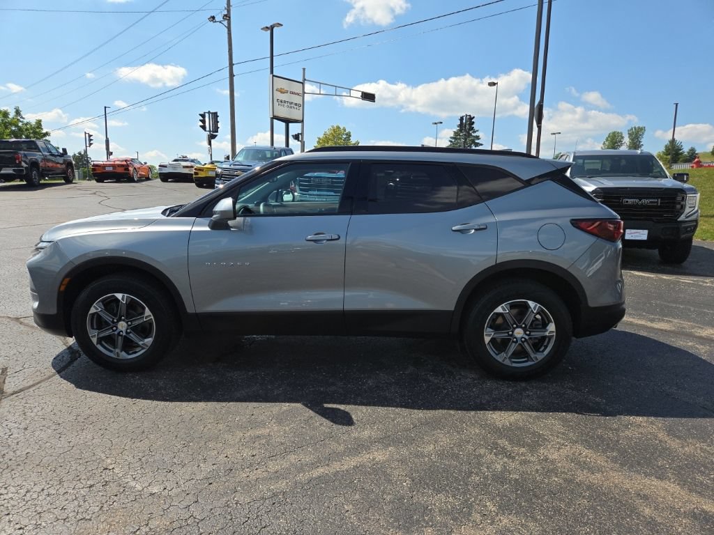 Certified 2024 Chevrolet Blazer LT w/ Convenience Package AWD/4WD image 6