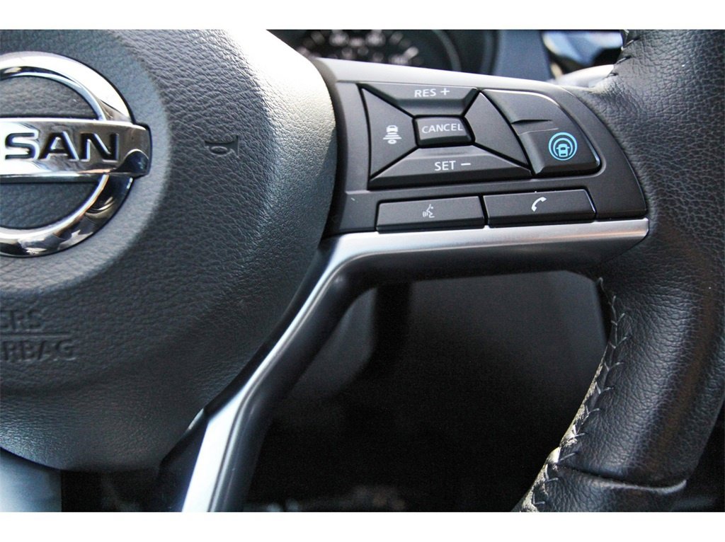 Certified 2022 Nissan Rogue Sport SL image 16