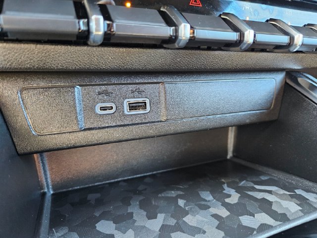 Used 2025 GMC Canyon Elevation w/ Convenience Package RWD image 35
