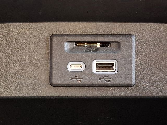 Certified 2021 Chevrolet Suburban RST image 26