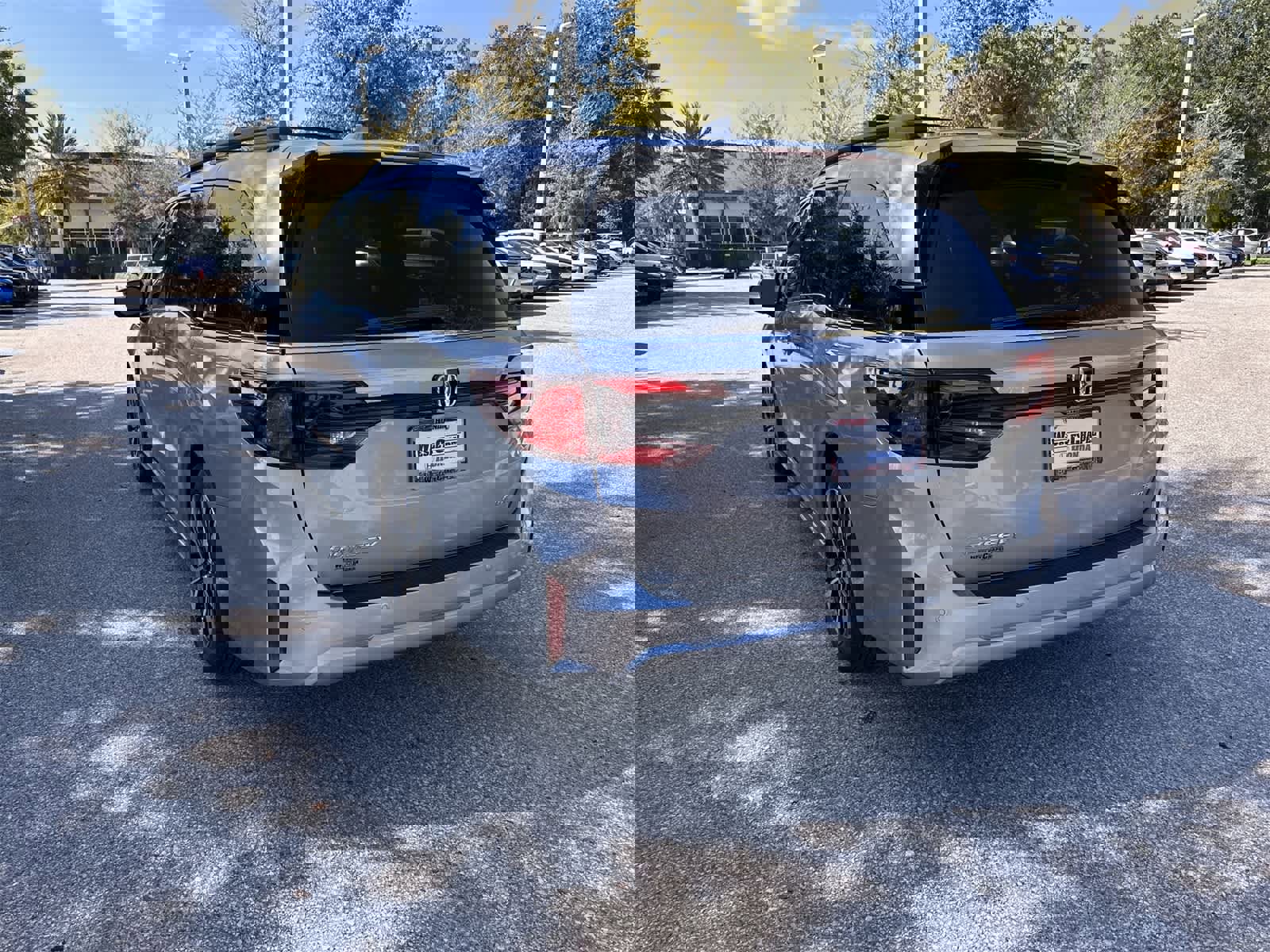 New 2026 Honda Odyssey Elite image 4