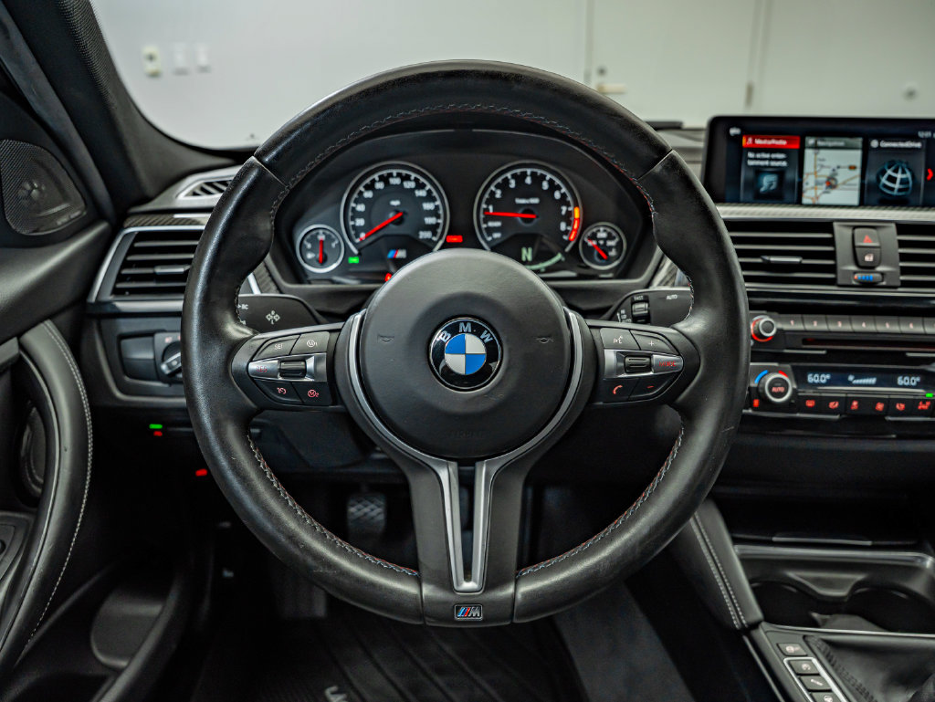 Used 2018 BMW M3 RWD image 29