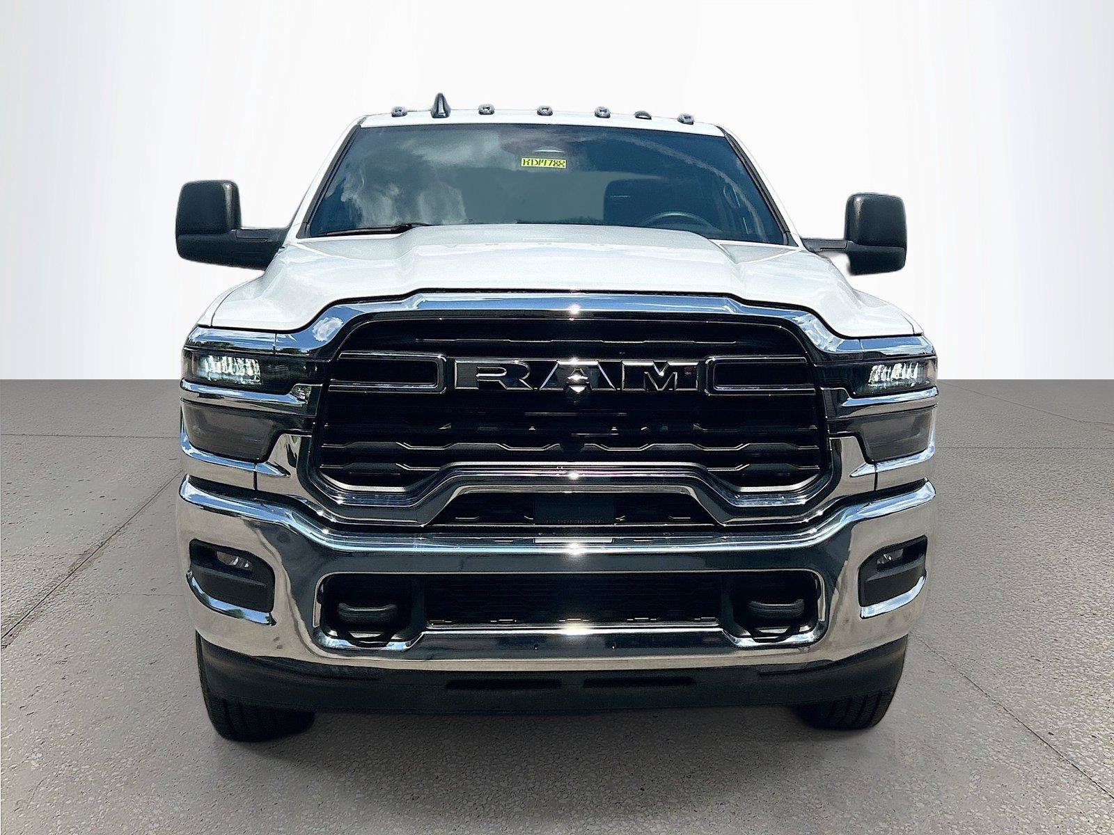 New 2026 RAM 2500 Tradesman w/ Chrome Appearance Group AWD/4WD image 9