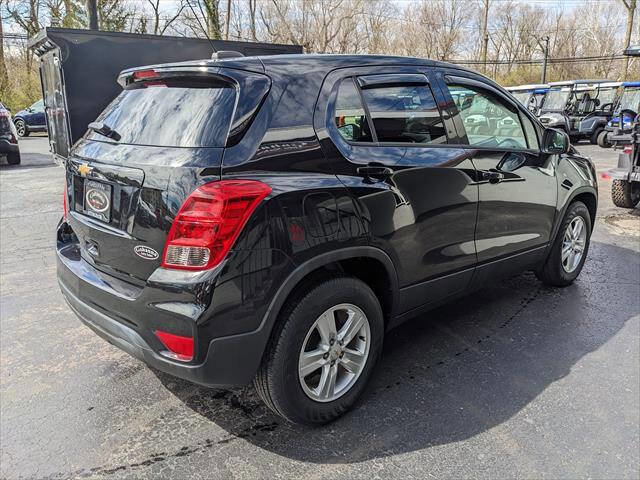 Used 2020 Chevrolet Trax LS w/ Tint and Cruise Package image 5