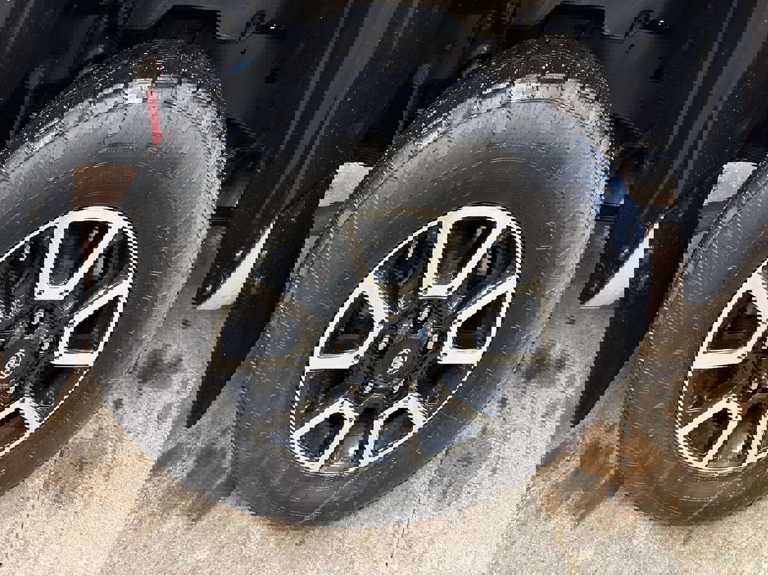 Used 2015 Toyota Tundra SR5 w/ TRD Off Road Package image 12