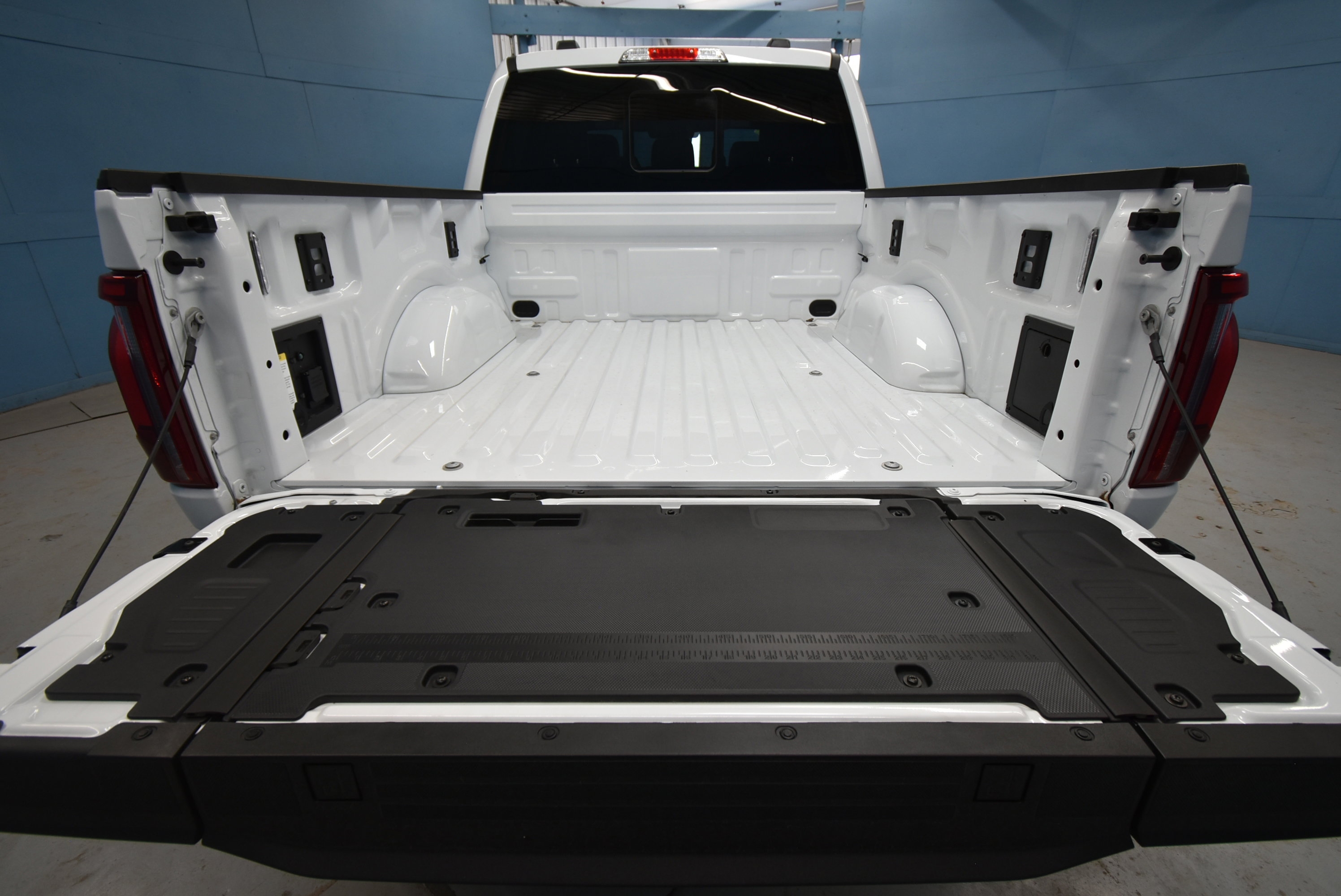 New 2025 Ford F150 Tremor w/ Equipment Group 402A High image 33