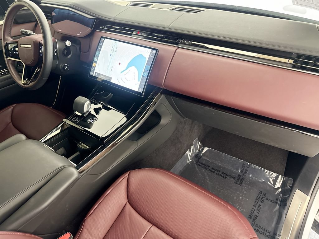 Certified 2025 Land Rover Range Rover Sport Dynamic SE AWD/4WD image 30
