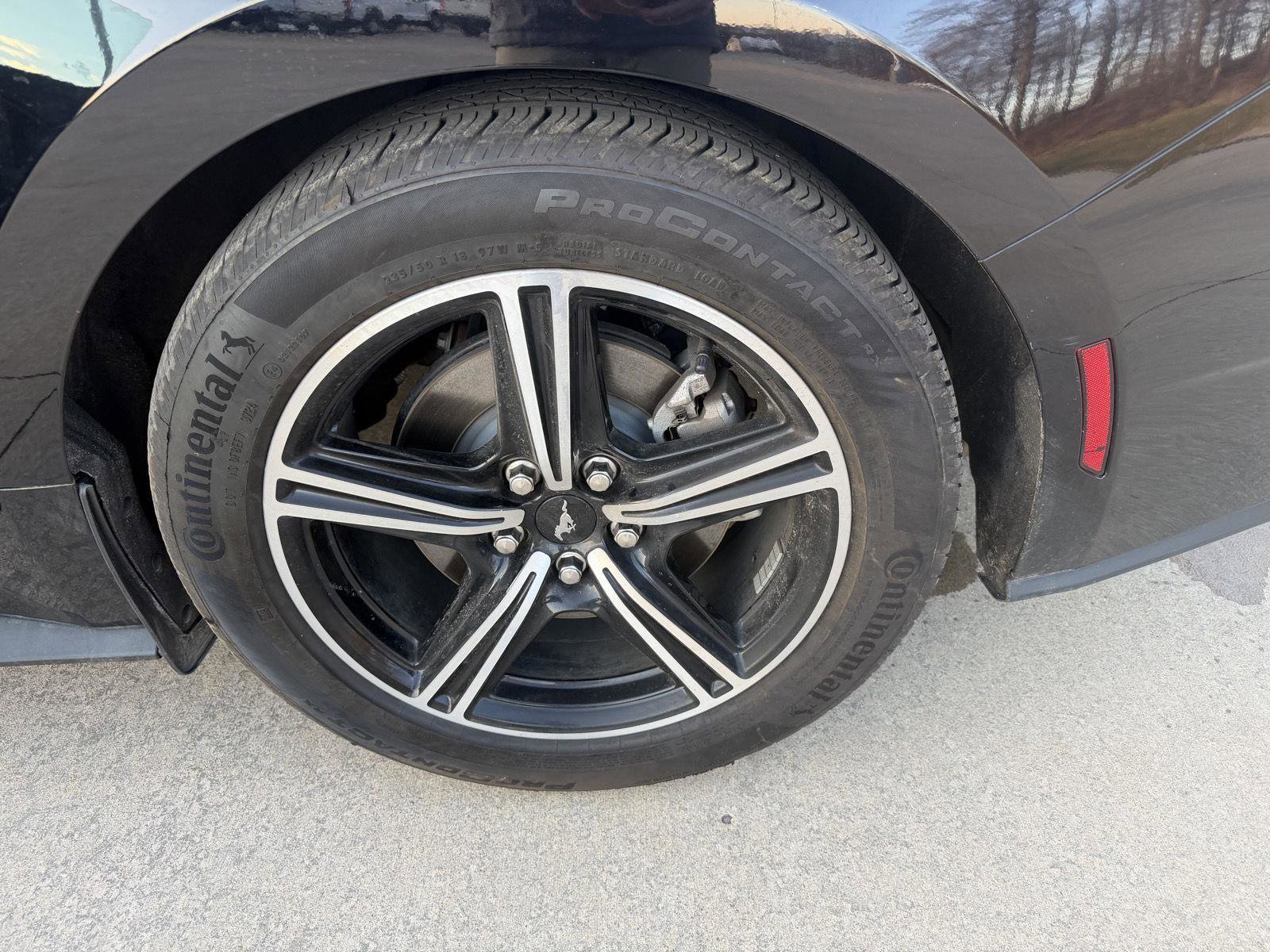 Used 2025 Ford Mustang Premium image 29