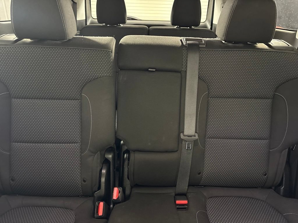 Used 2020 GMC Acadia SLE w/ Driver Convenience Package FWD image 42