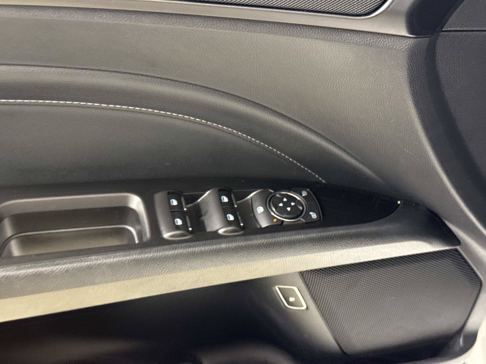 Used 2019 Ford Fusion Titanium FWD image 15