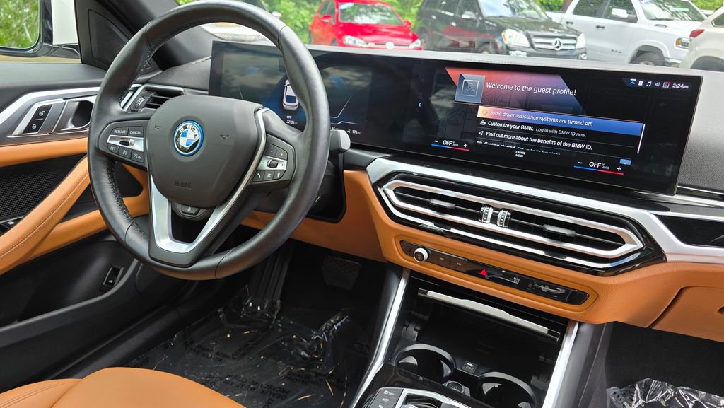 Used 2023 BMW i4 eDrive40 w/ Premium Package RWD image 12