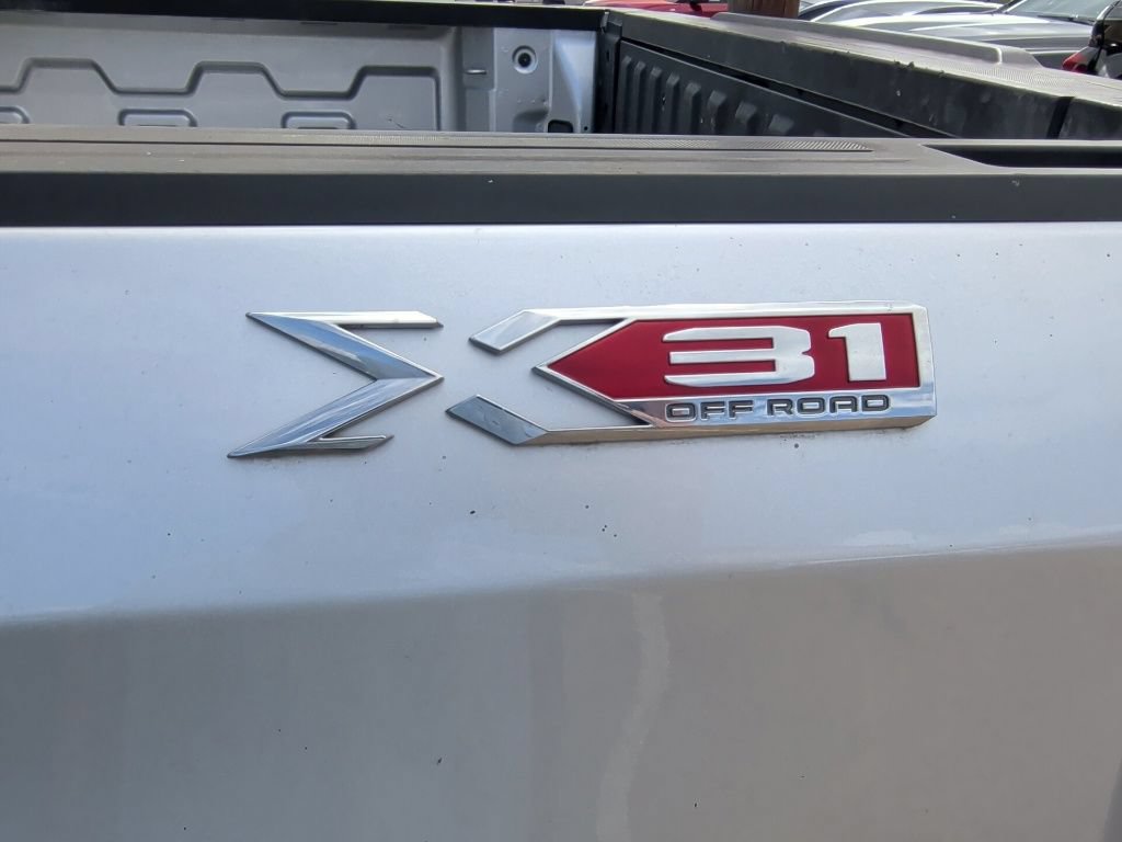Used 2021 GMC Sierra 1500 SLT AWD/4WD image 12