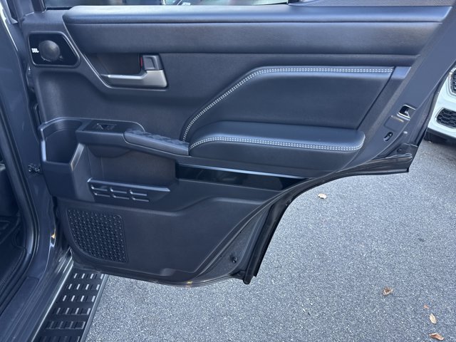 Used 2025 Toyota 4Runner Limited AWD/4WD image 19