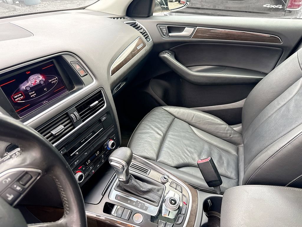 Used 2014 Audi Q5 2.0T Premium Plus w/ Premium Plus Package AWD/4WD image 26